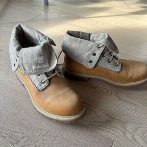 Timberland fold over tan boots, women’s size 9.5